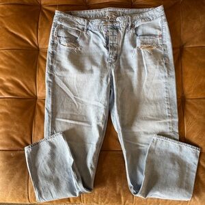 American Eagle Tomgirl Button Fly Light Blue Distressed Jeans